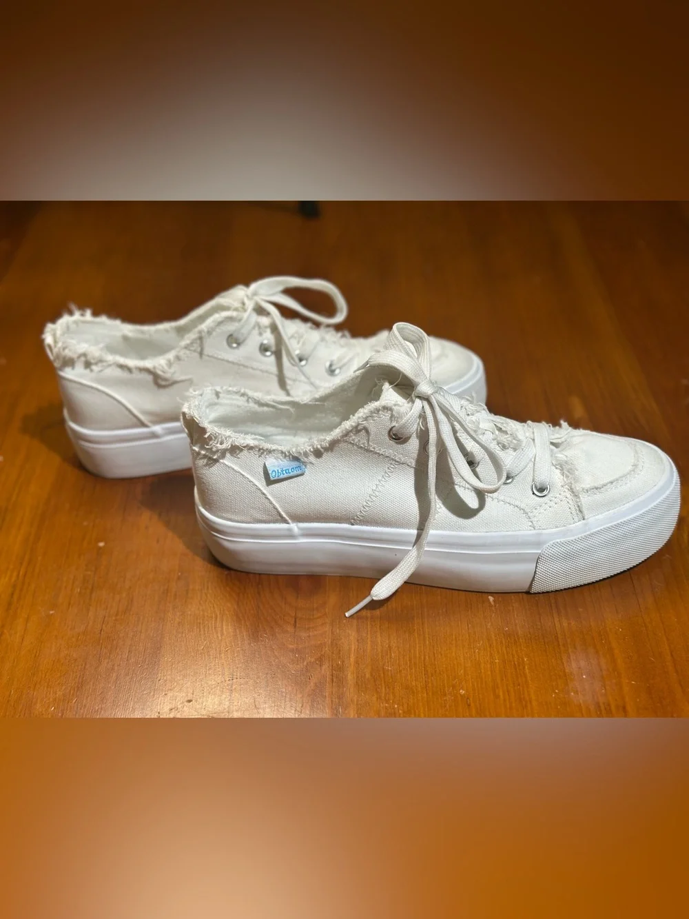Frayed Platform Canvas Sneakers - White
